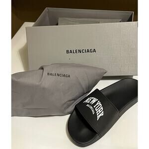 NIB Womens Balenciaga New York Black Slide - Org. $395 SIZE 9 WOMAN SANDAL SHOE